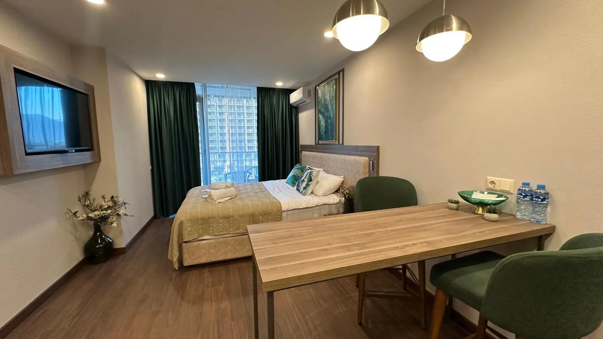 New Seaside Apartments Adlia Street